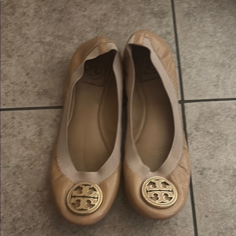 Tory Burch Beige Ballet Flats with Gold Emblem